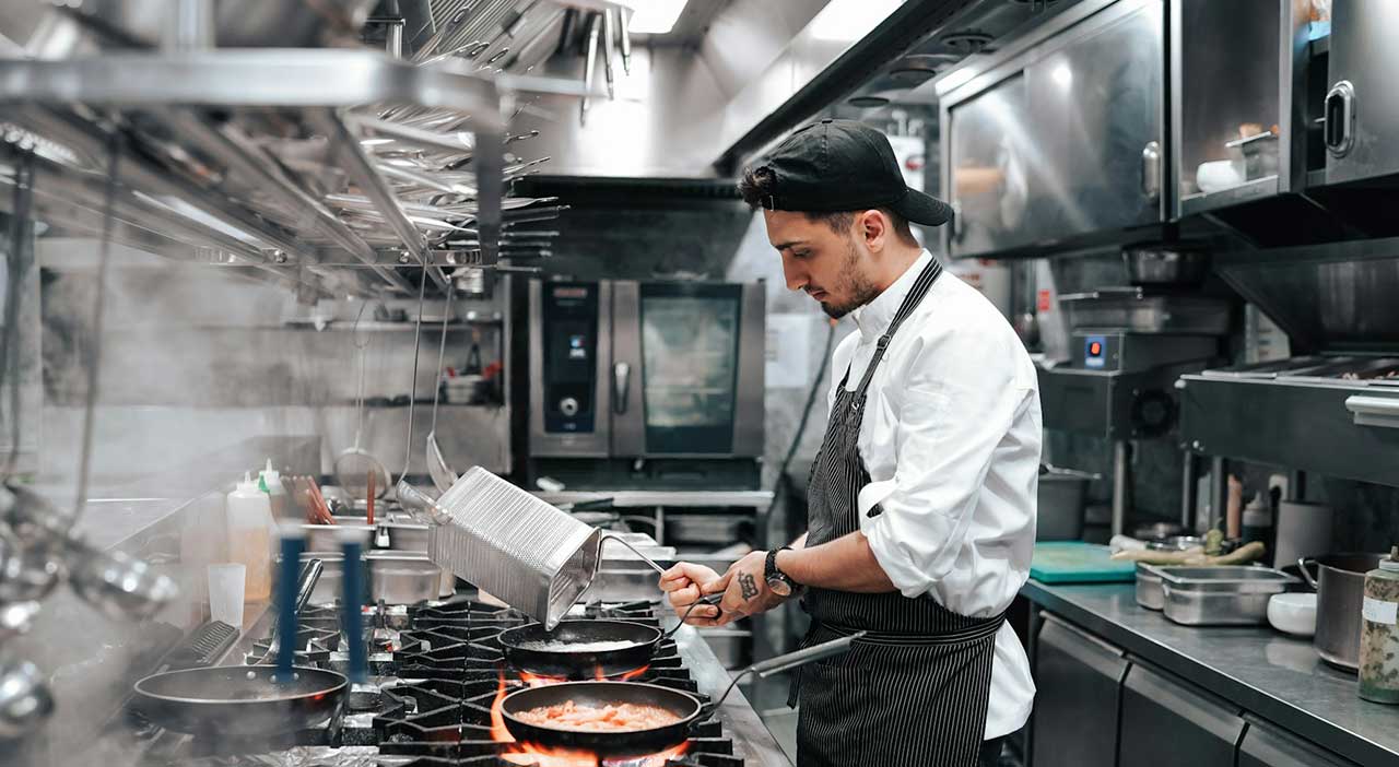 Why Chefs Don’t Stay: The Retention Problem UK Kitchens Still Whisper About