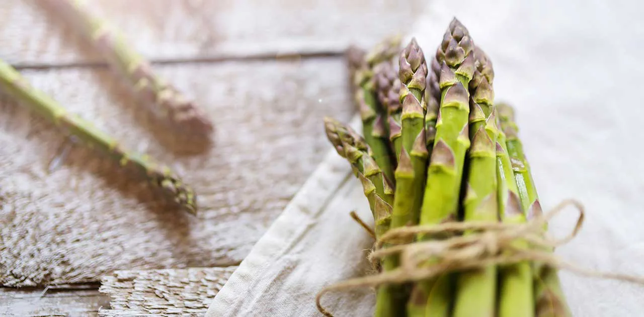 What’s Coming Into Season in British Kitchens (And Why Timing Matters More Than Lists)